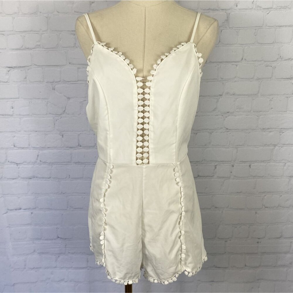 ⭐ 3/$15 White Backless Lace Trim Romper With Adjustable Straps Pom Pom L